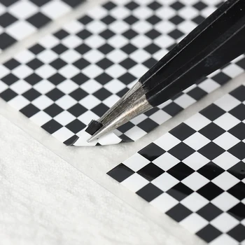 3D Klassikaline Valge Musta Checker Silma Kleebis Juhatuse isekleepuvad Male Võre Karamell Klein Sinine Nail Art Square Kleebised 8*10cm